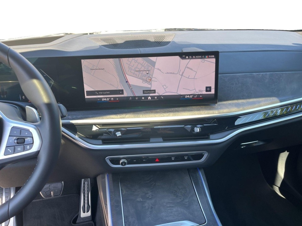 BMW X7 M60i - foto 15
