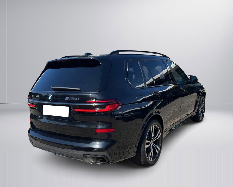 BMW X7 2024 — imagine 3