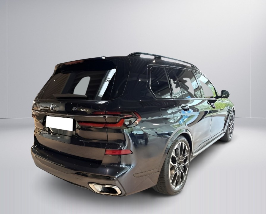 BMW X7 2025 — imagine 4
