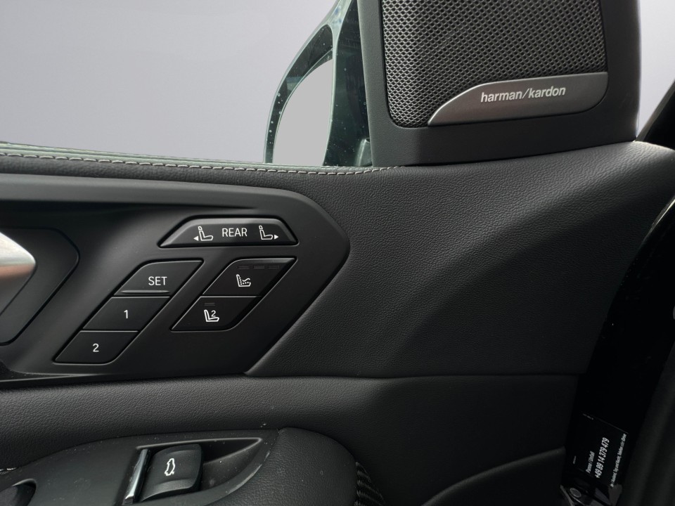 BMW X7 M60i - foto 19