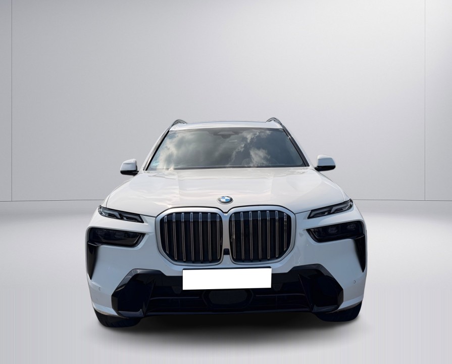 BMW X7 2025 — imagine 2