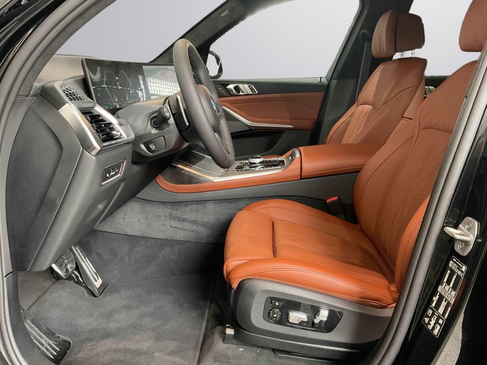 BMW X7 2025 — imagine 17
