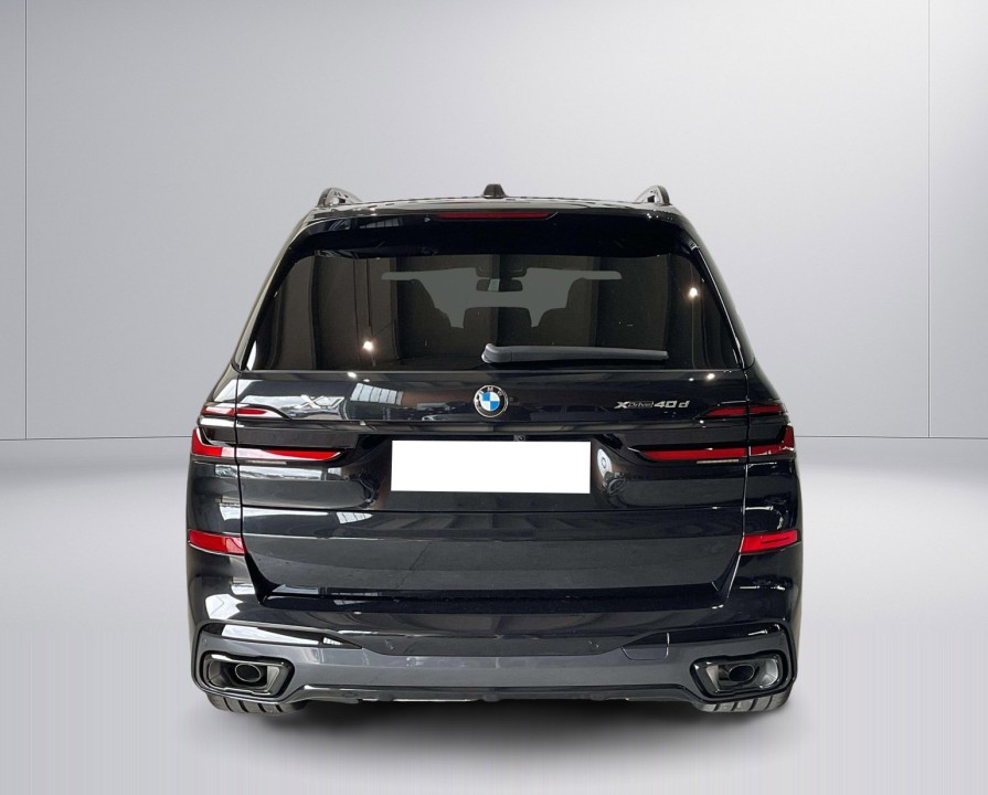 BMW X7 2025 — imagine 5