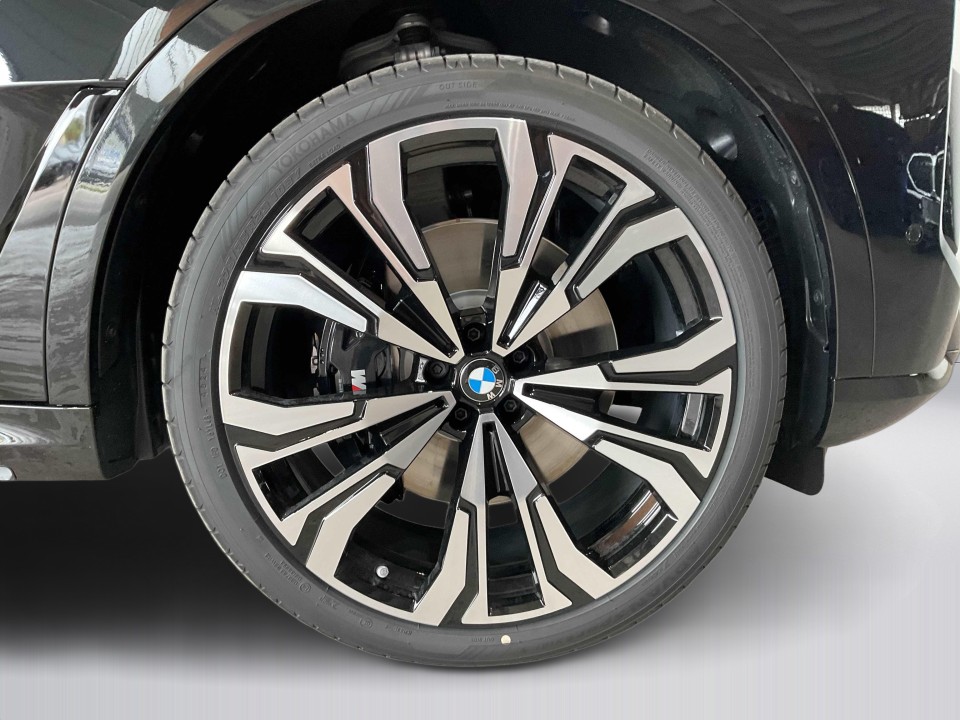 BMW X7 xDrive40d M-Sport - foto 16