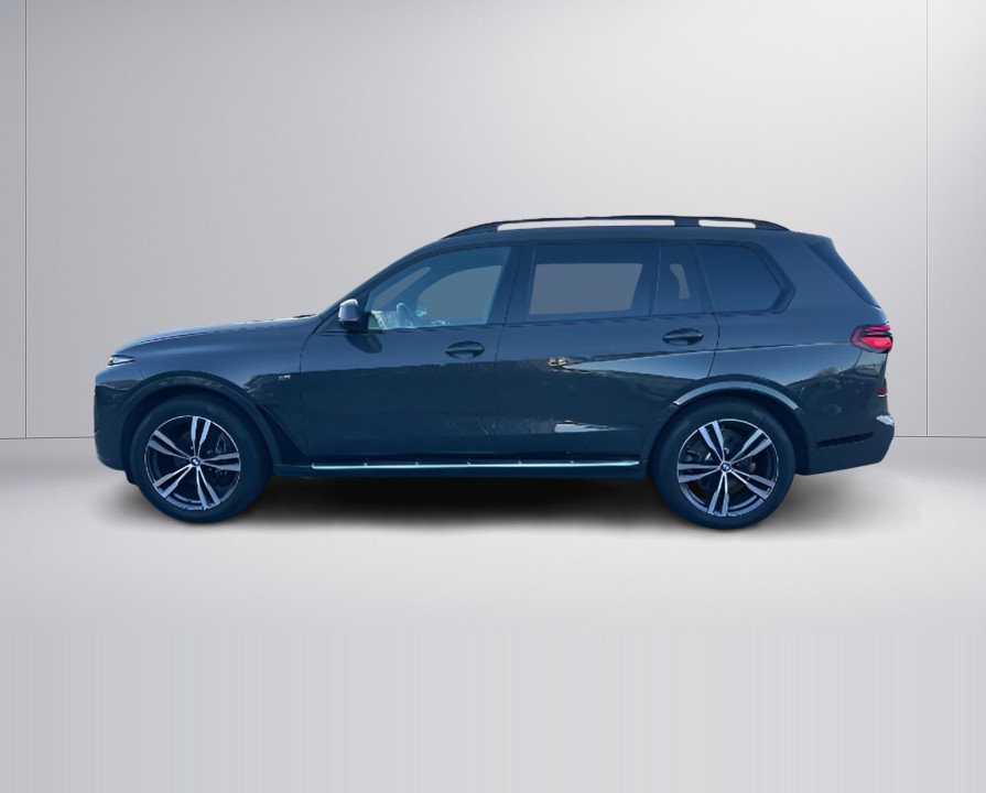 BMW X7 2025 — imagine 3