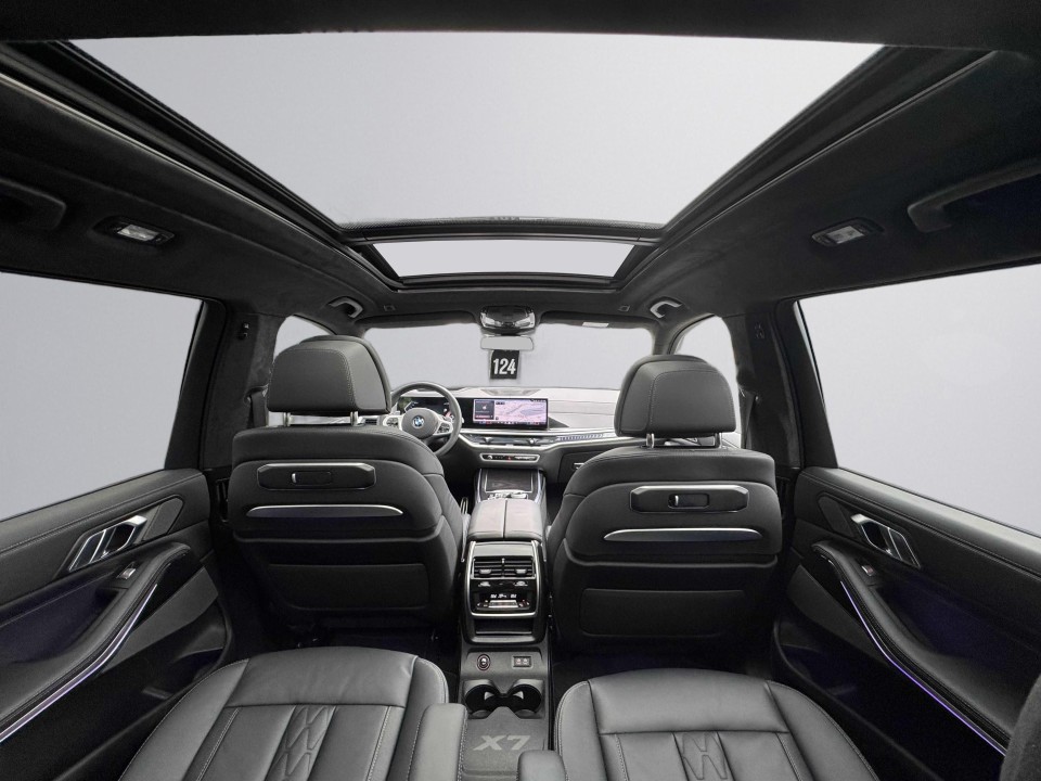 BMW X7 xDrive40i M-Sport - foto 12