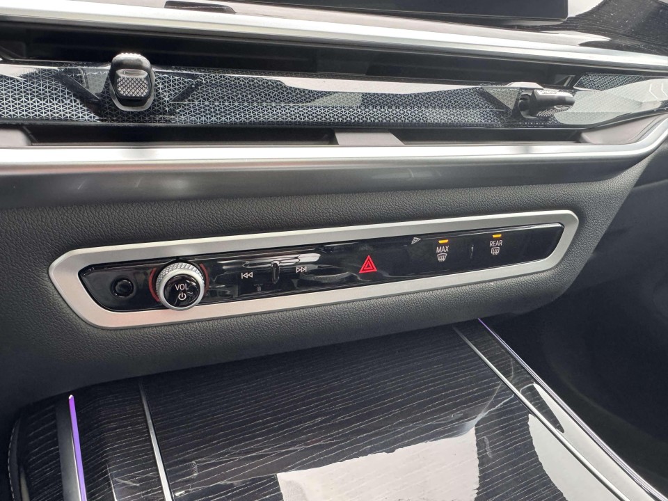 BMW X7 xDrive40i M-Sport - foto 17