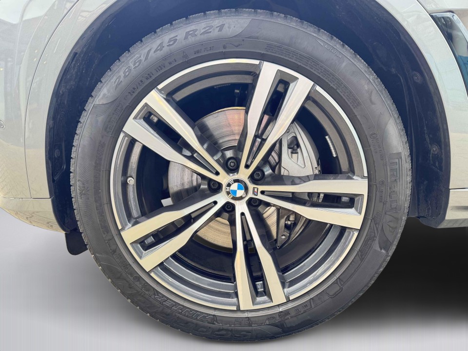 BMW X7 xDrive40i M-Sport - foto 30