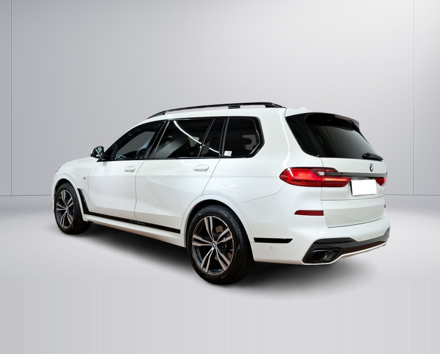 BMW X7 2022 — imagine 3