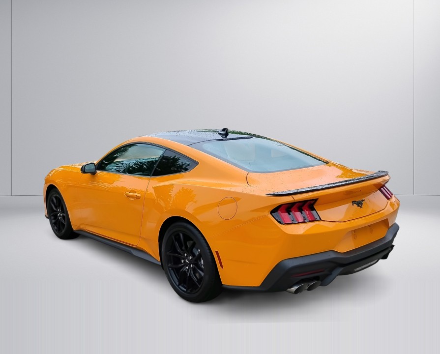 FORD Mustang 2026 — imagine 3