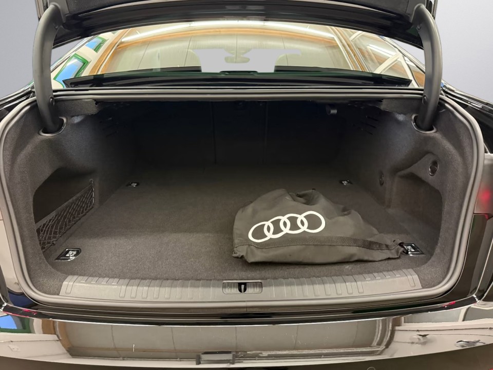 Audi A6 - foto 21