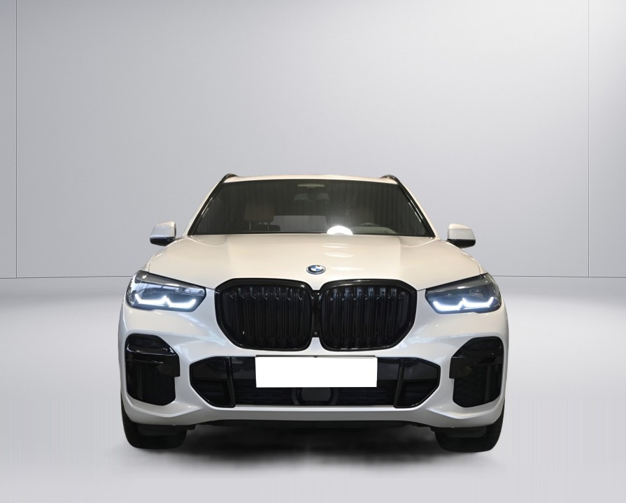 BMW X5 2022 — imagine 2