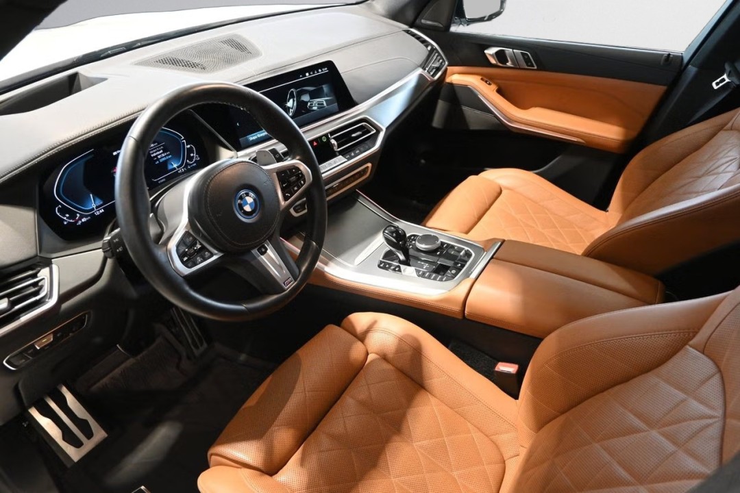 BMW X5 2022 — imagine 16