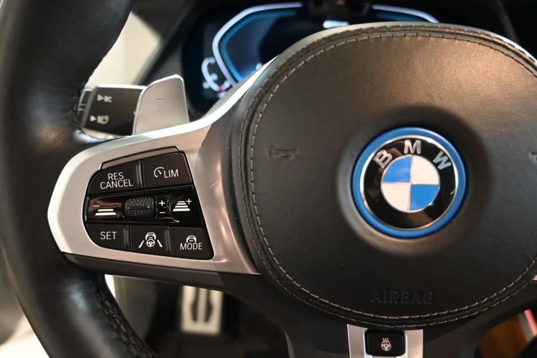 BMW X5 xDrive45e M-Sport - foto 11