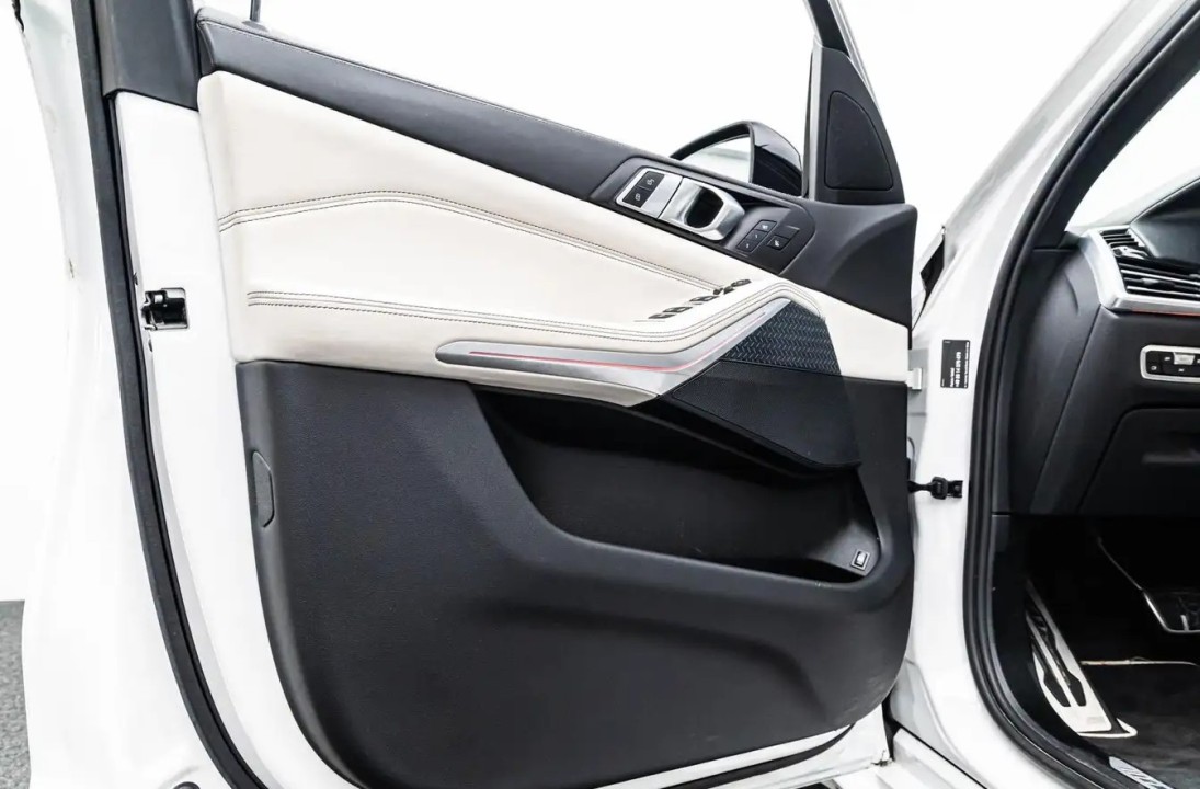 BMW X5 2022 — imagine 20