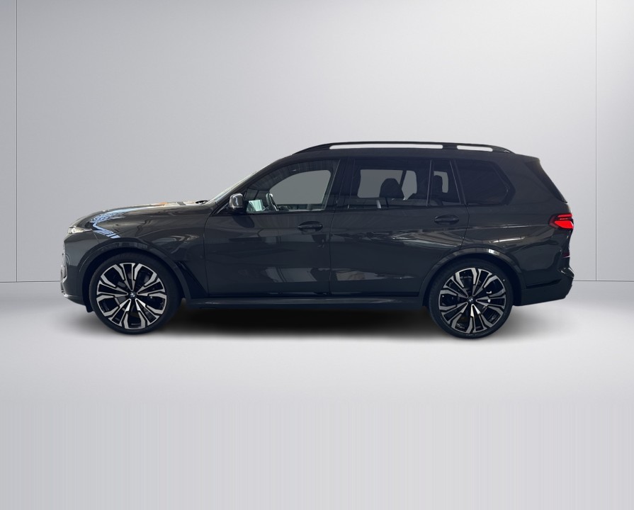 BMW X7 2023 — imagine 3