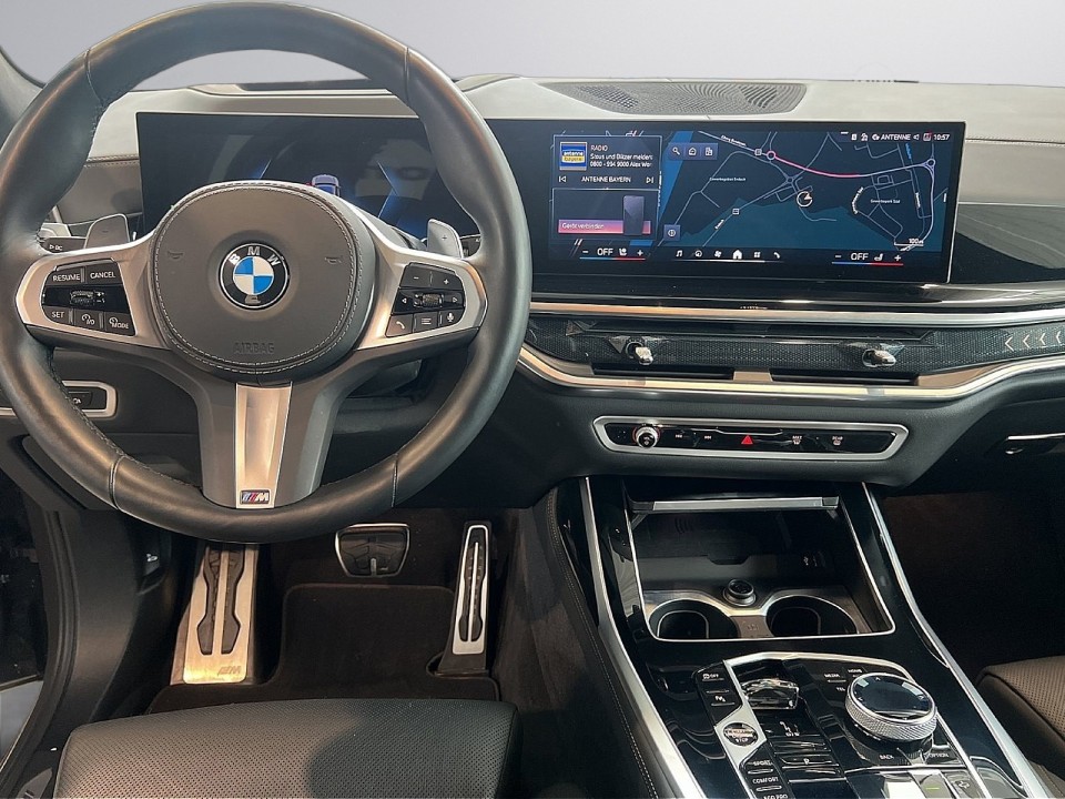BMW X7 2023 — imagine 16