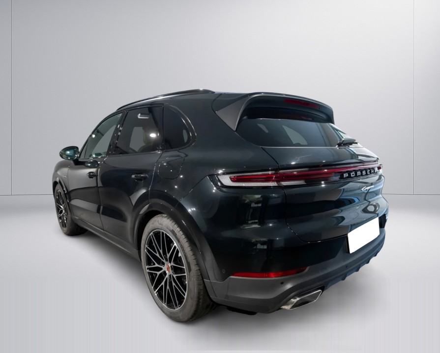 PORSCHE Cayenne 2024 — imagine 3