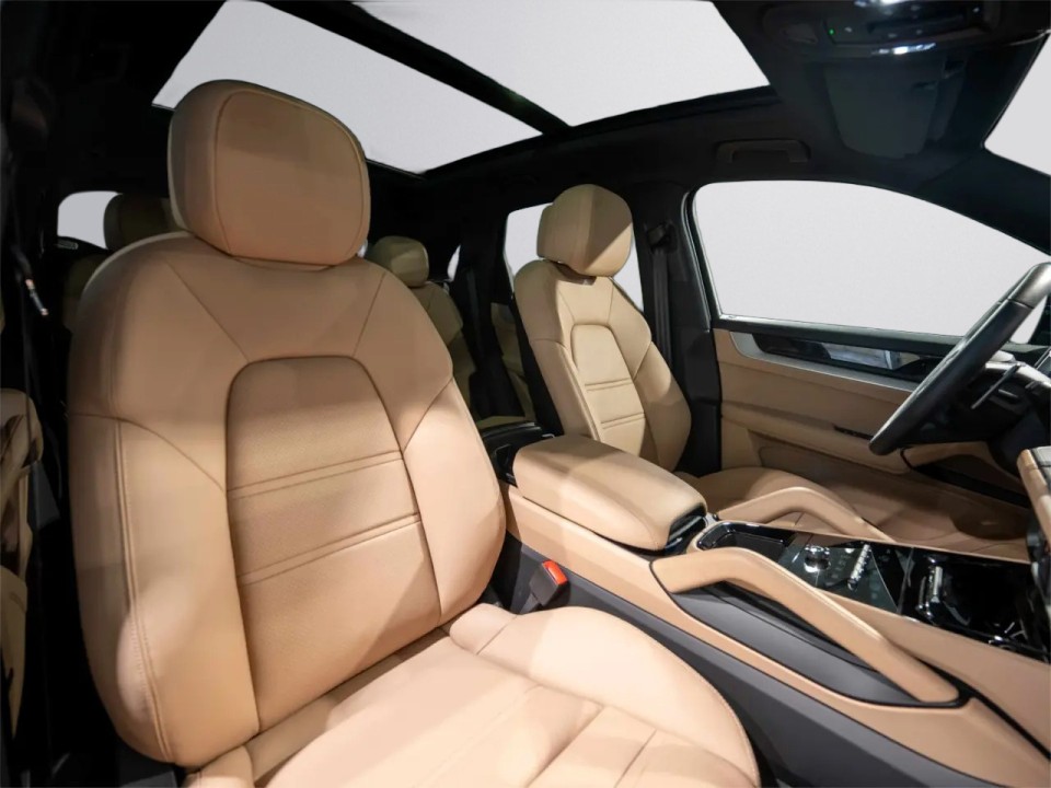 PORSCHE Cayenne 2024 — imagine 17