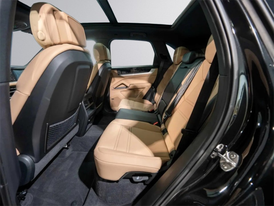 PORSCHE Cayenne 2024 — imagine 20