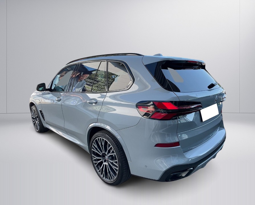 BMW X5 2024 — imagine 5