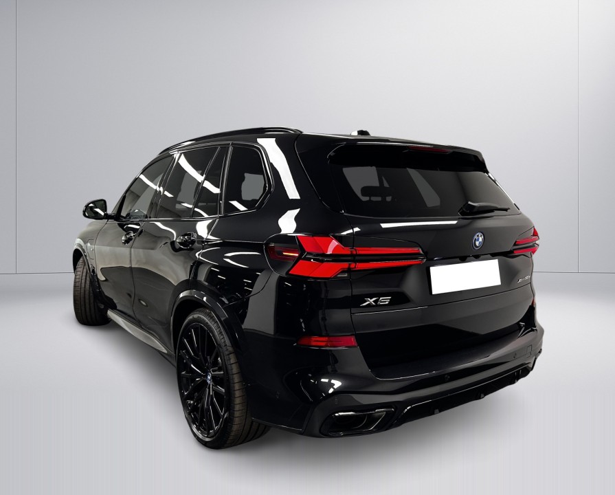 BMW X5 2025 — imagine 5