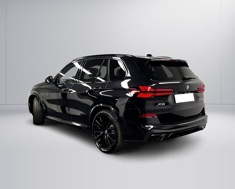 BMW X5 2025 — imagine 4