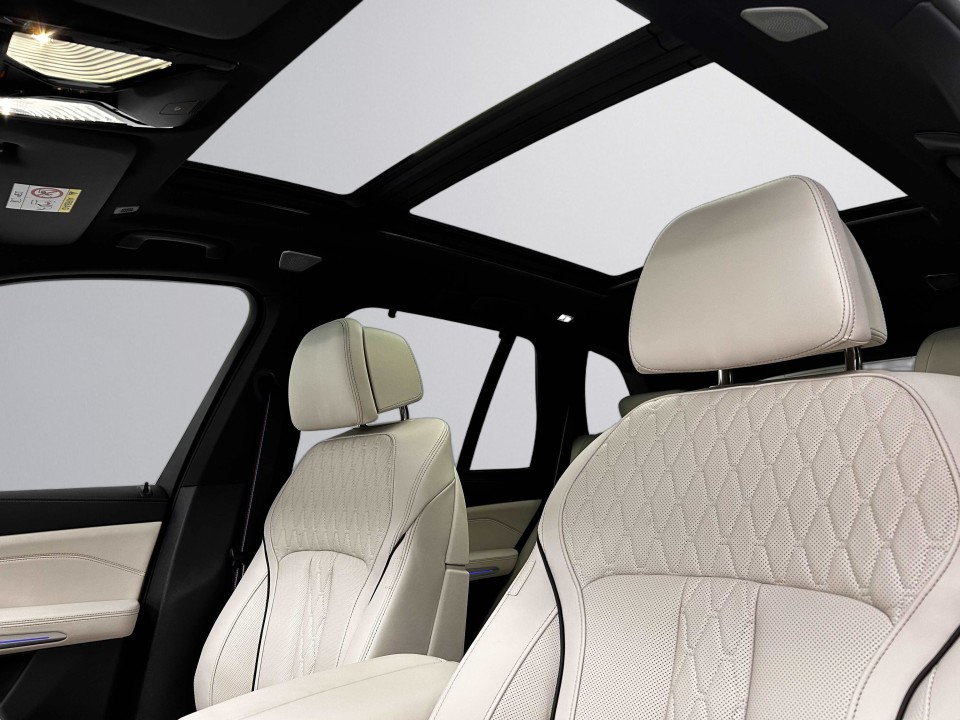 BMW X5 xDrive50e - foto 12