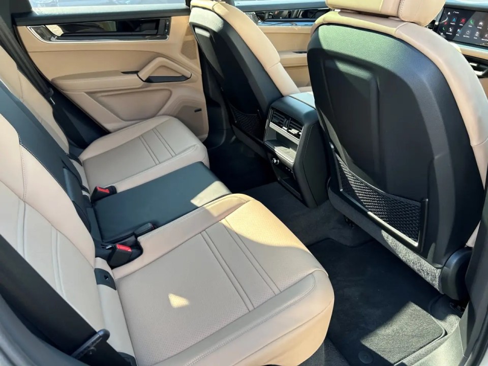 Porsche Cayenne Coupe S - foto 24