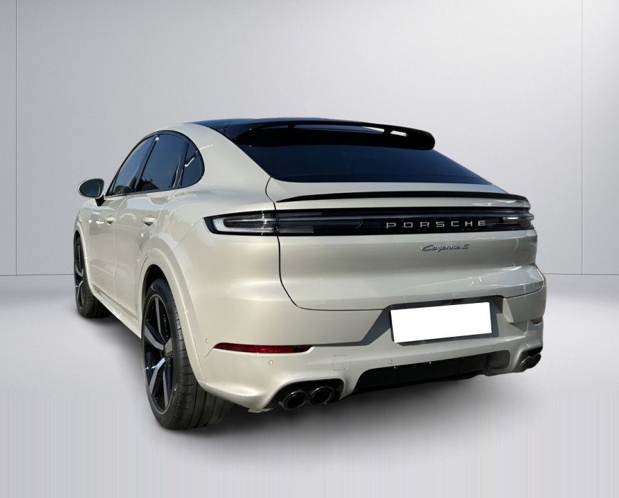 PORSCHE Cayenne Coupe 2025 — imagine 4