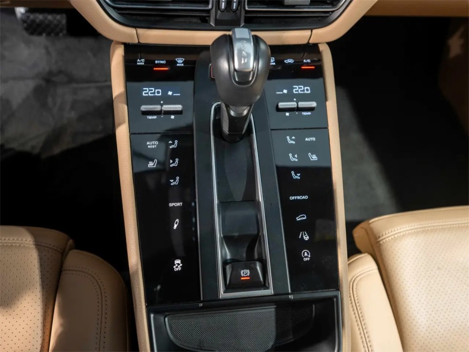 Porsche Macan - foto 12