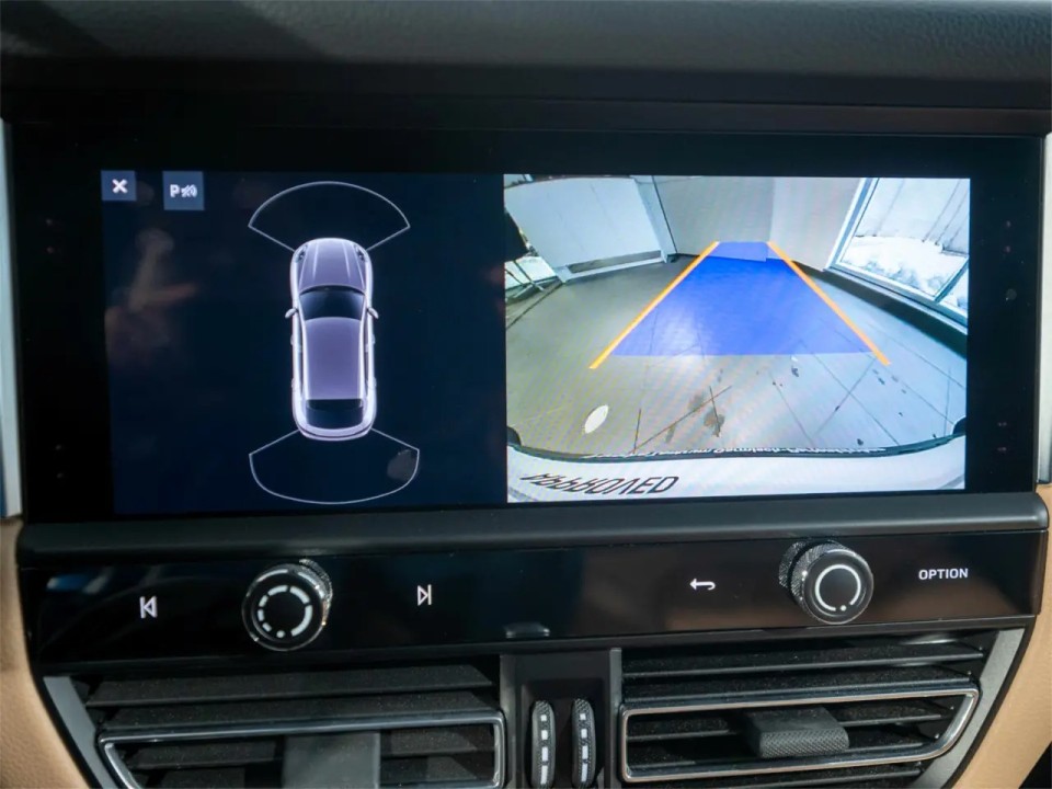Porsche Macan - foto 18