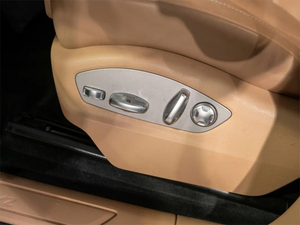 Porsche Macan - foto 26