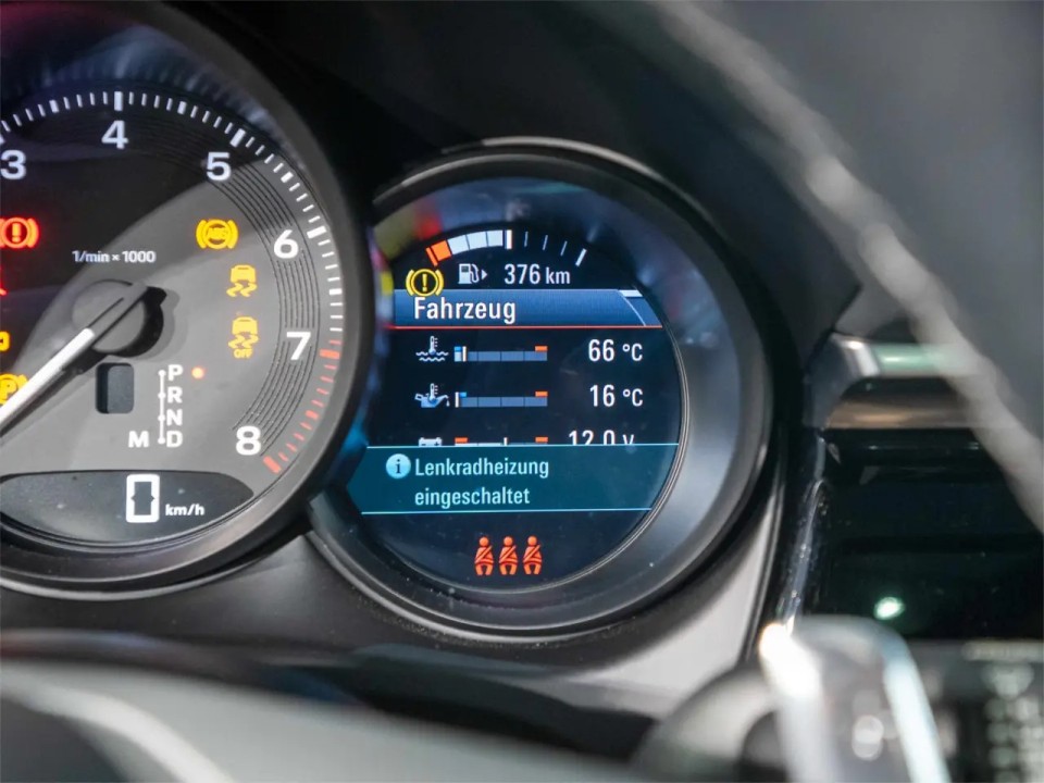Porsche Macan - foto 11