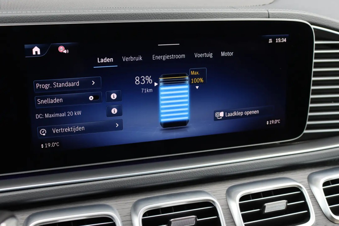 Mercedes-Benz GLE Coupé 400e 4MATIC AMG Line - foto 24