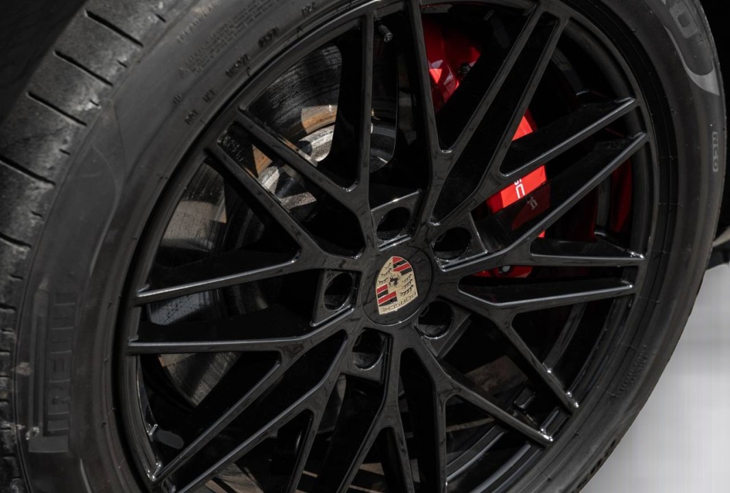 Porsche Cayenne Coupe S E-Hybrid - foto 31