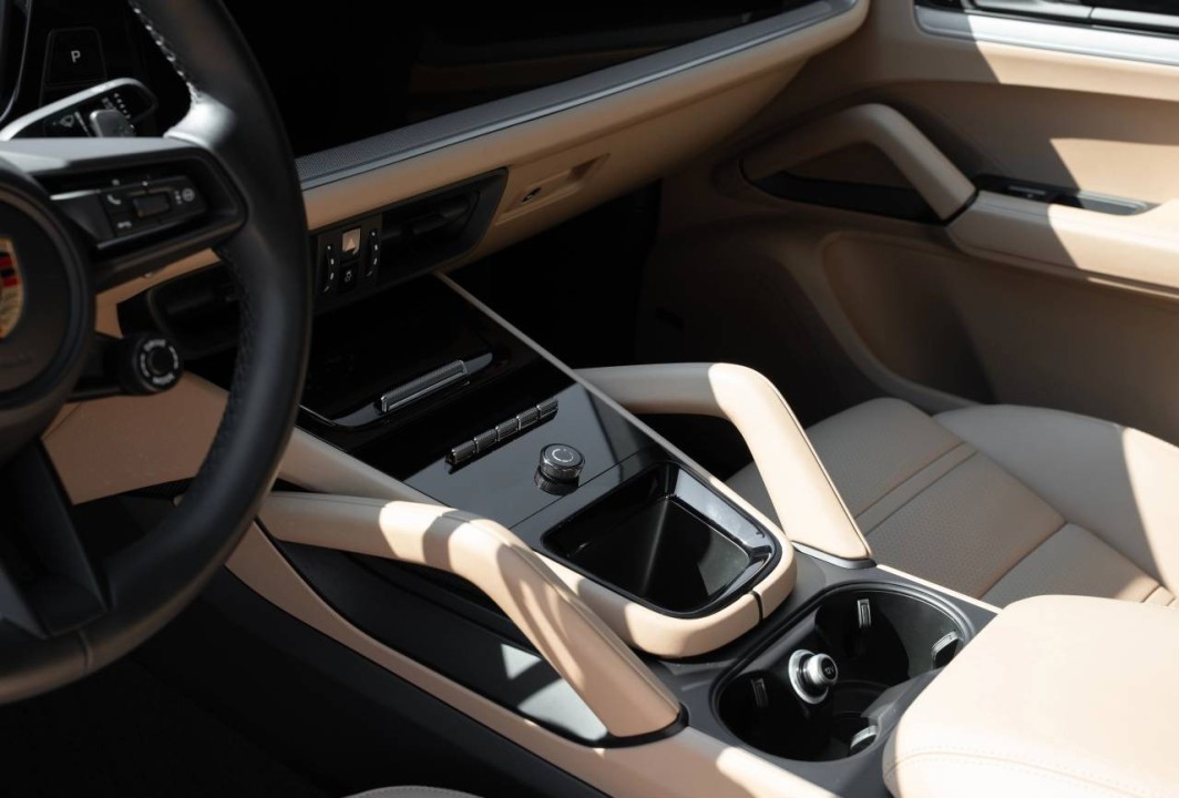 Porsche Cayenne Coupe S E-Hybrid - foto 9