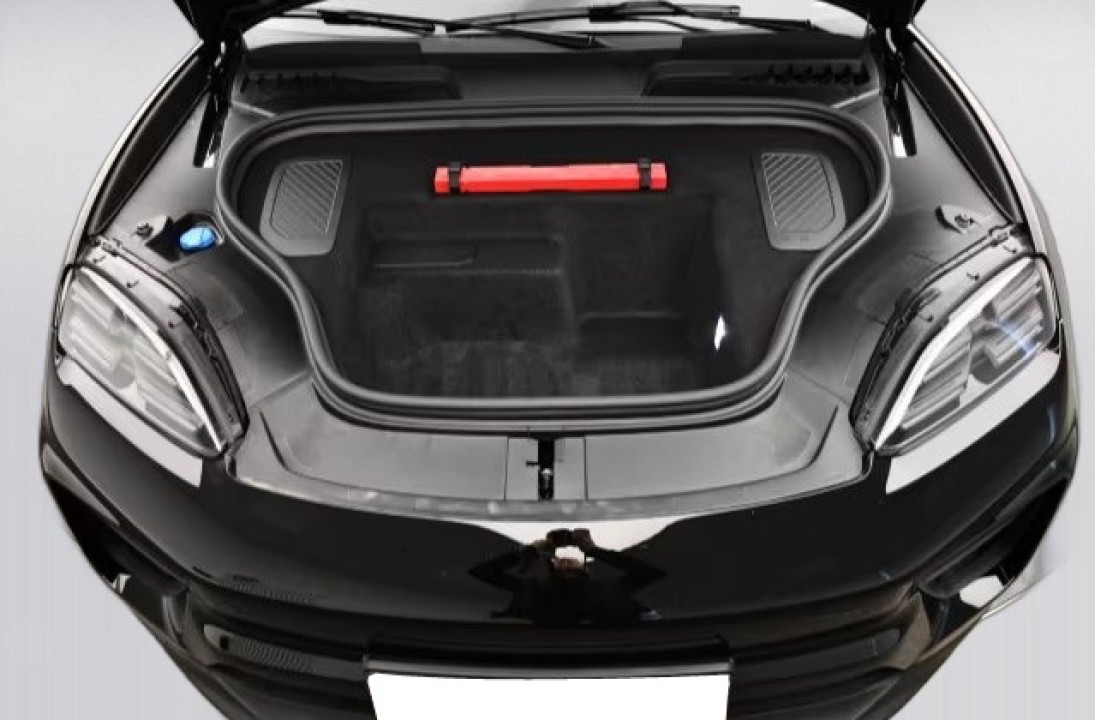 PORSCHE Macan 2024 — imagine 19