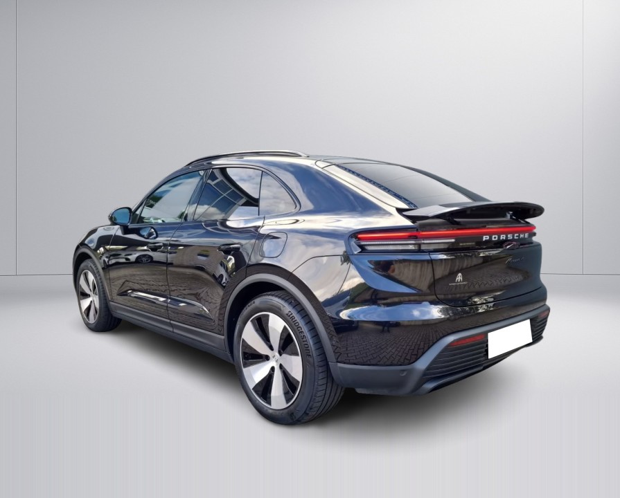 PORSCHE Macan 2024 — imagine 4