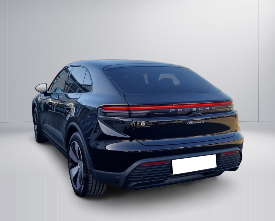 PORSCHE Macan 2024 — imagine 5