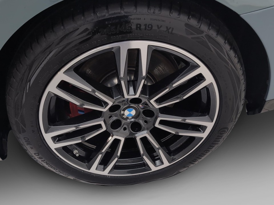BMW i5 eDrive40 - foto 13