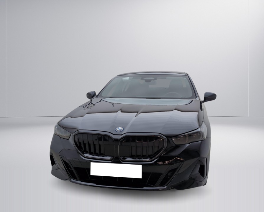 BMW 5 Series 2024 — imagine 2