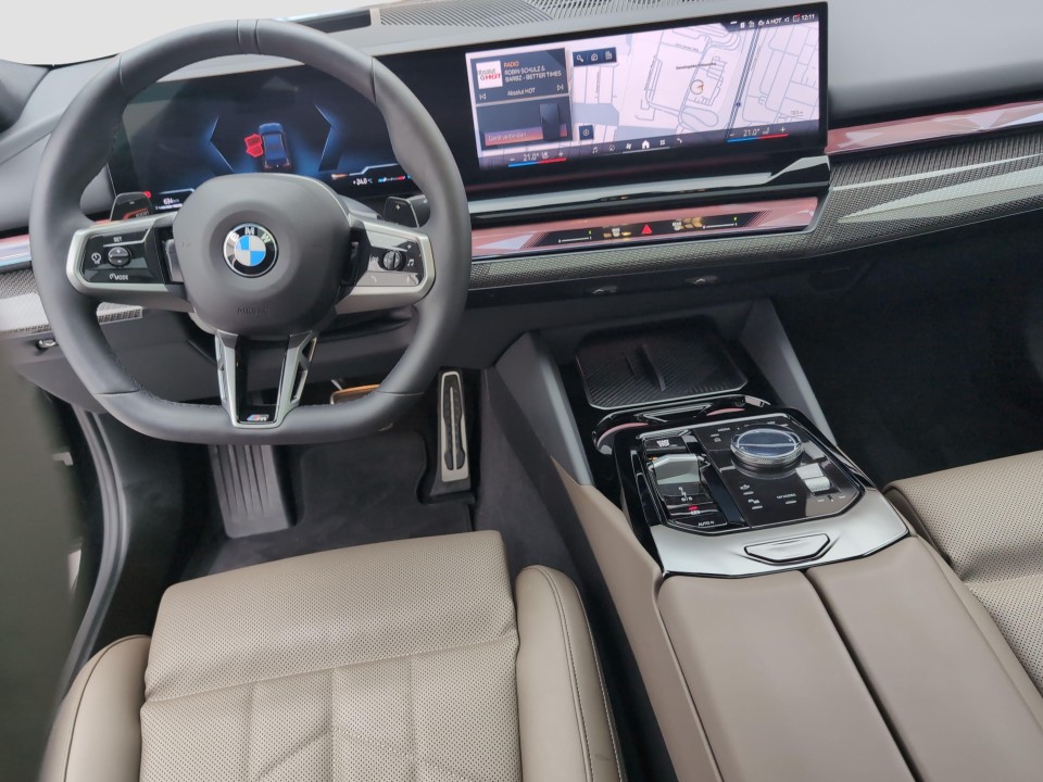 BMW 5 Series 2025 — imagine 18