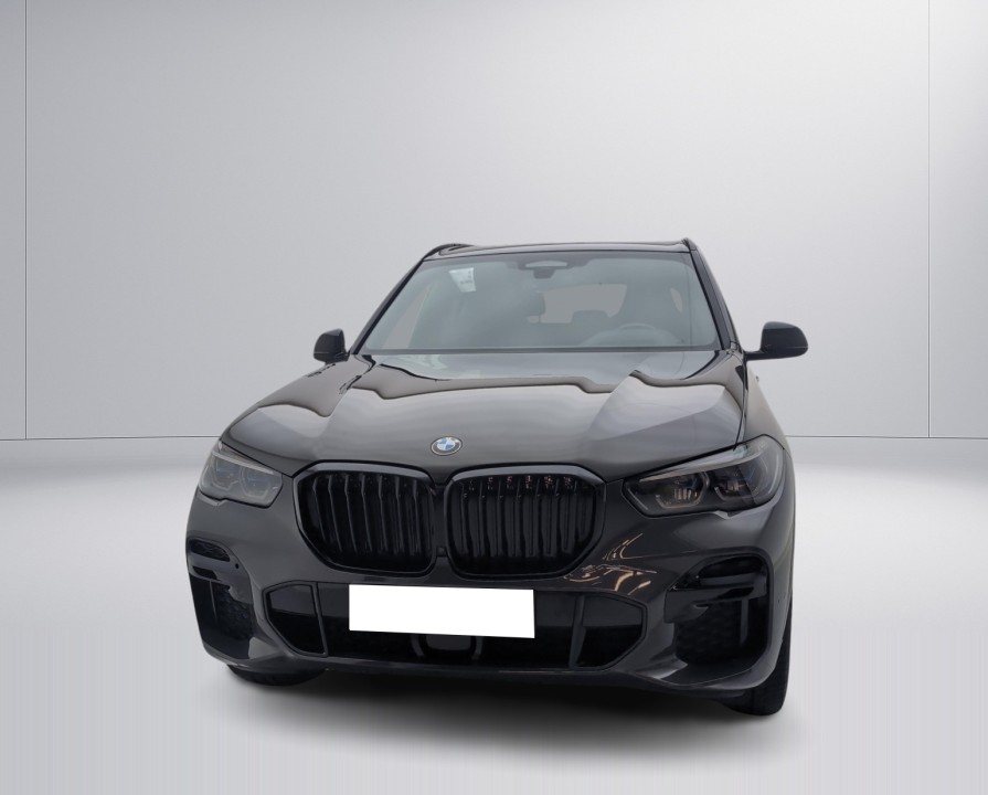 BMW X5 xDrive40d M-Sport (2)