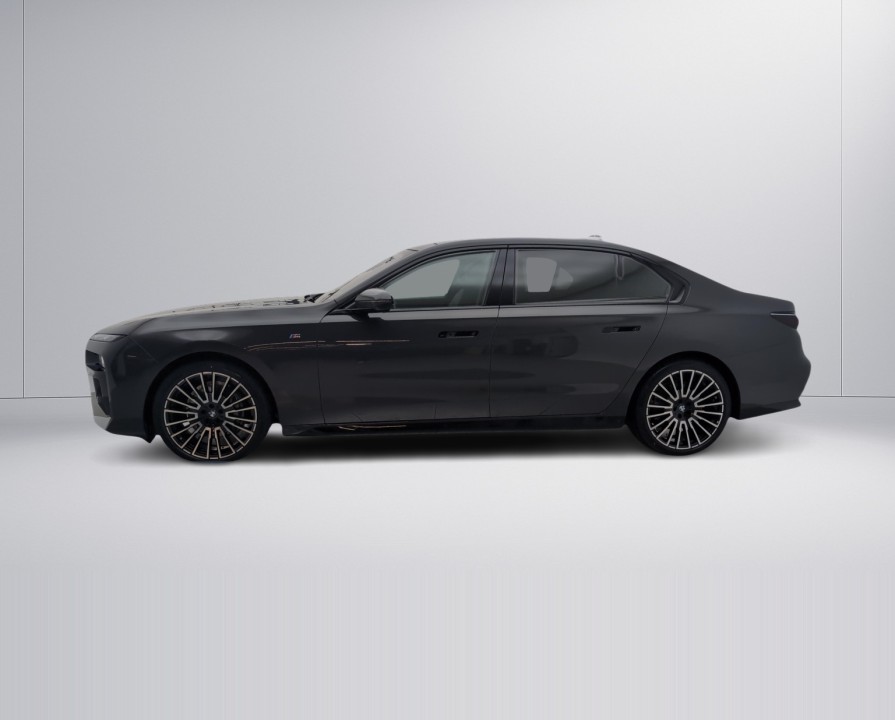 BMW 7 Series 2025 — imagine 2