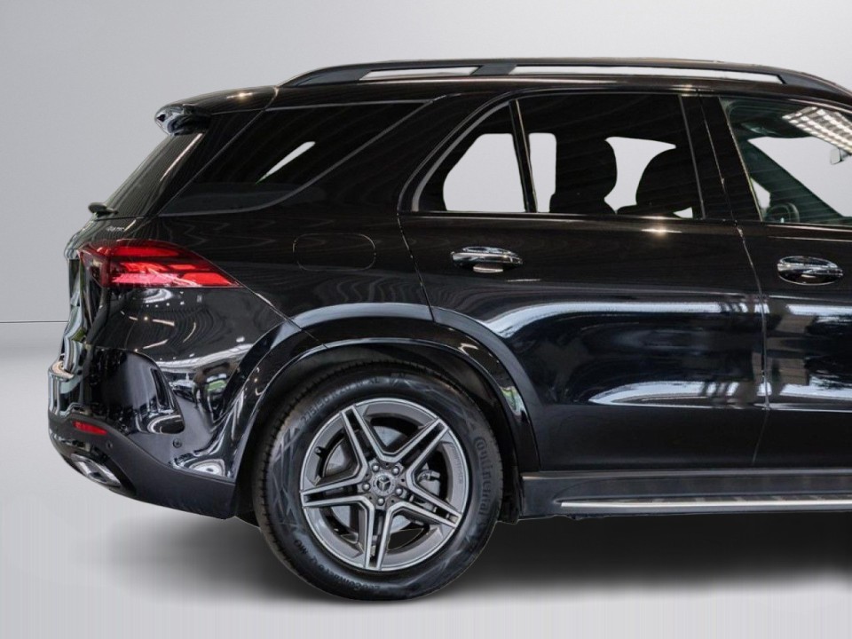 Mercedes-Benz GLE 400e 4MATIC AMG Line - foto 29