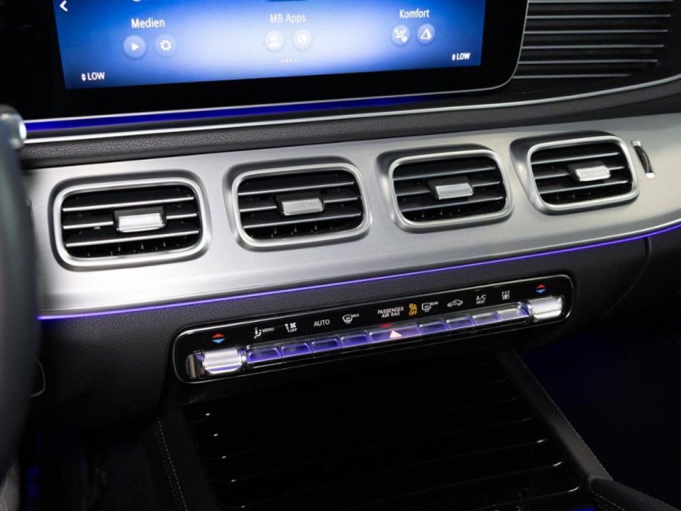 Mercedes-Benz GLE 400e 4MATIC AMG Line - foto 14
