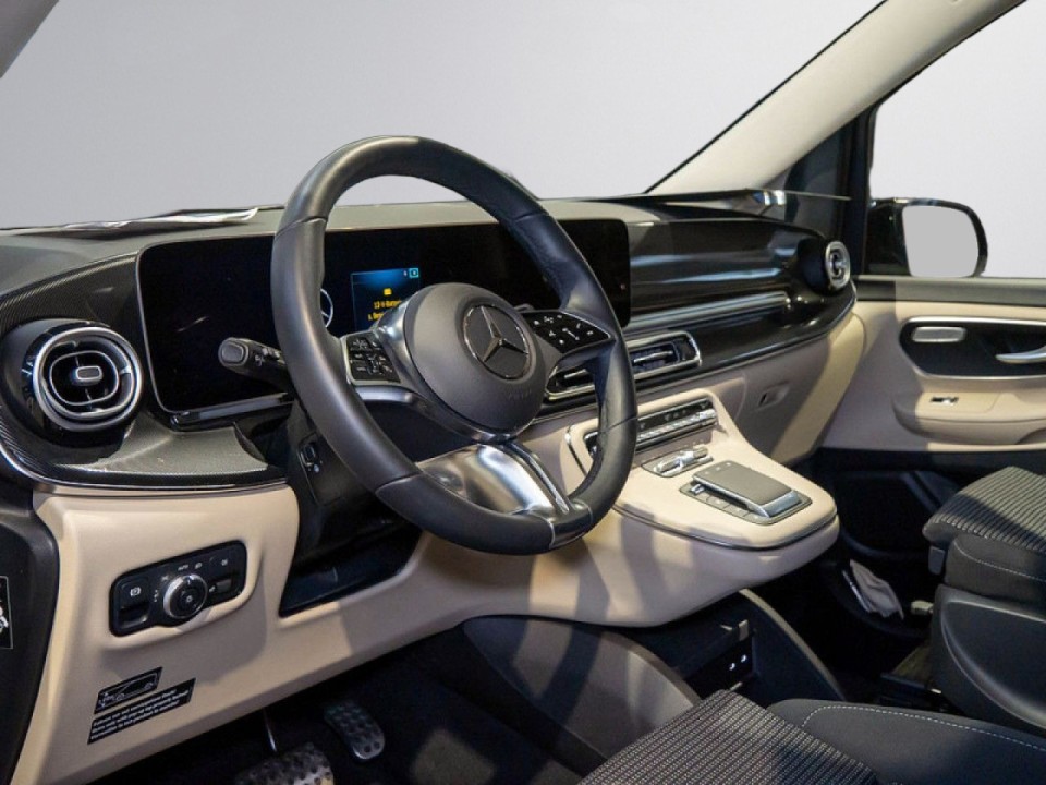 MERCEDES-BENZ V-Class 2024 — imagine 18