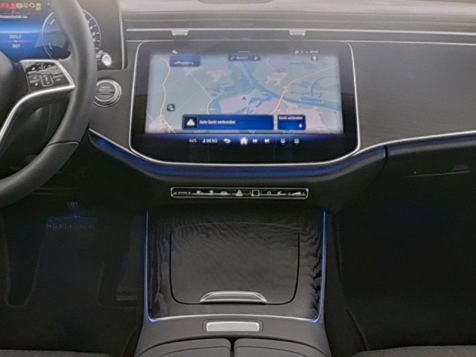 MERCEDES-BENZ E-Class 2025 — imagine 18