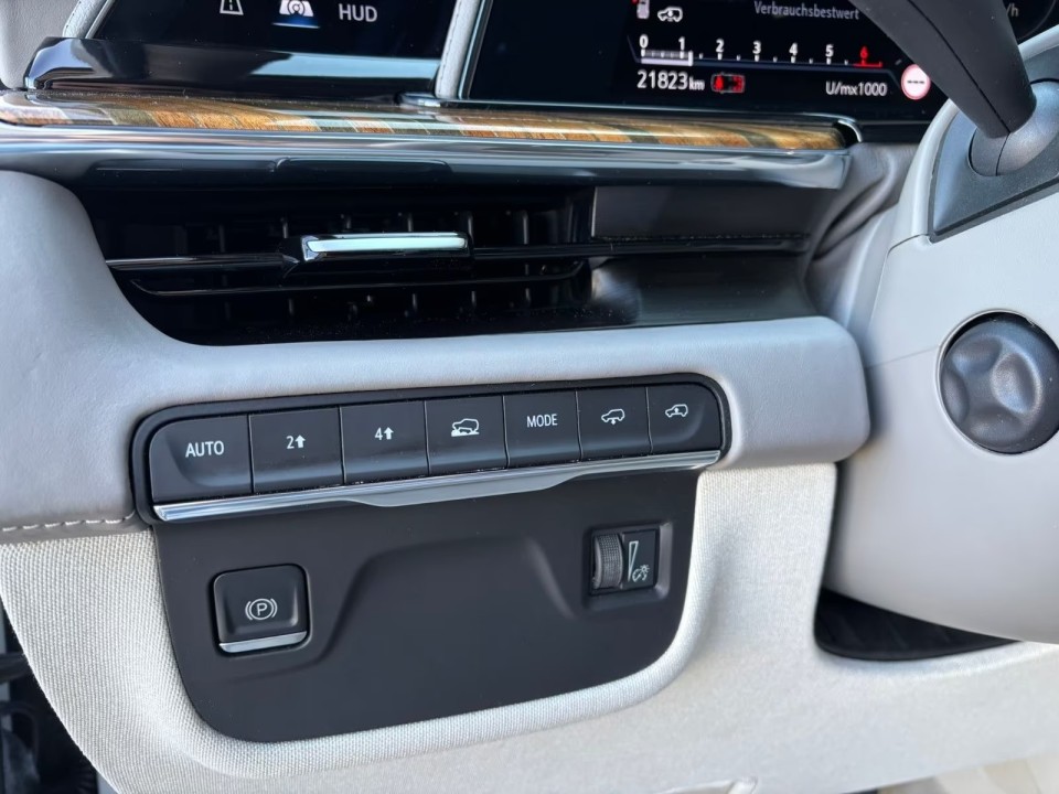 Cadillac Escalade ESV Sport Platinum 6.2 V8 - foto 13